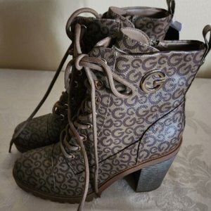 Women's GBG Fashion Ankle Beige With G's All Over Boots  8.5 M Brand New